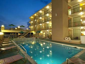 Aquarius Motor Inn