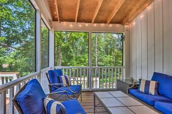 Peaceful Virginia Cabin - Fish, Tube, Boat, Etc!