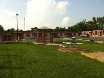 Motel Hickory House Inn