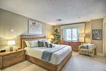 Apartamento Spacious Luxe Condo With Golf Course Views