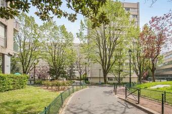 Apartamento Bright Flat With Balcony Near La Défense And Paris - Welkeys