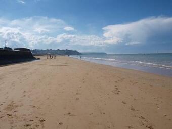Apartamento Appartement F1 � 100m De La Plage, Proche De Arromanches Et Des Plages Du D�barquement