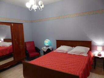 G�te Saint-germain-des-foss�s, 5 Pi�ces, 8 Personnes - Fr-1-489-248