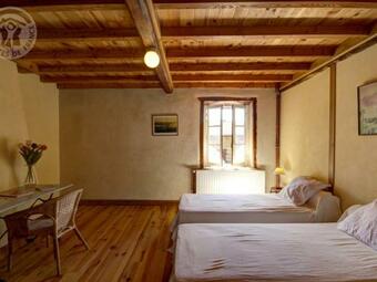G�te Saint-martin-la-sauvet�, 6 Pi�ces, 10 Personnes - Fr-1-496-128