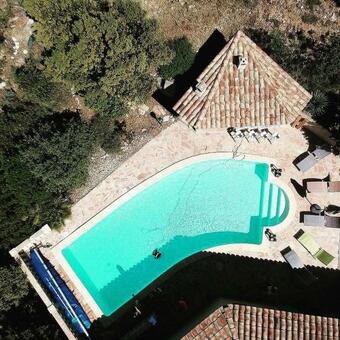 Villa Tiki