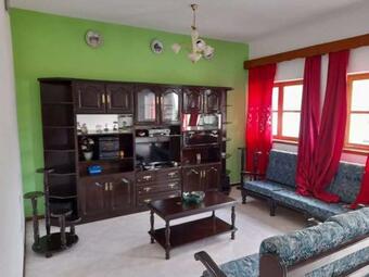 Apartamento Bem Equipado, Com �ptimo Espa�o. Vista Privilegiada Para O Vale Da Ribeira Grande.