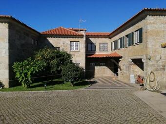 Roma Village House