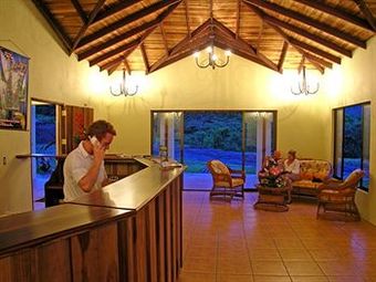 Hotel Lomas Del Volcan