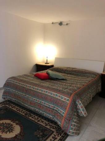 Apartamento Domus Aurea - Appartamento Intero Ed Indipendente Con Giardino