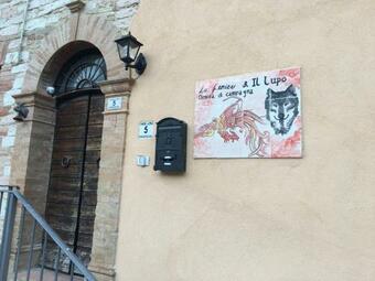 La Fenice E Il Lupo