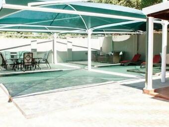 Hostal Monacco Guest House