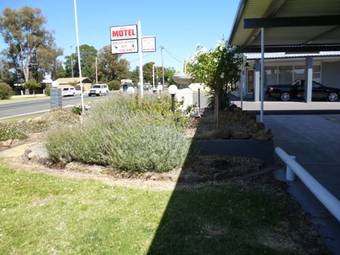 Yass Motel