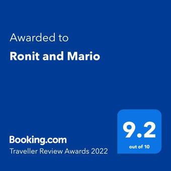 Lodge Ronit And Mario