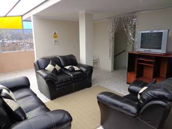 Hostal Gladiolos