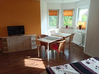 Apartamento Ebenerdige 2-zimmer-wohnung