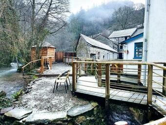 Riverside Cottage