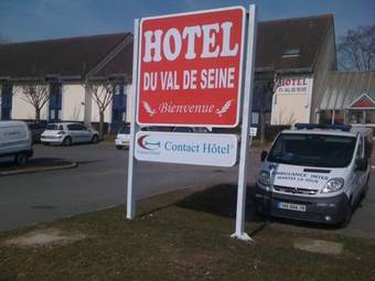Hotel H�tel Du Val De Seine