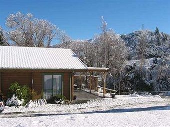 The Chalets Motel