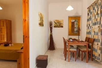 Ammos Apartments