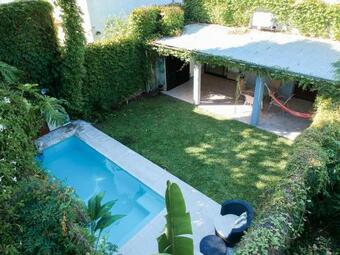 Casa Con Piscina En Adrogu�