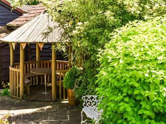 Maple Cottage