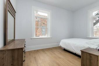 Apartamento Stylish Studio Suite In Charming Downtown Owen Sound