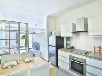 Hostal Room In Apartment - Nice Apartment