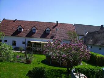 Hostal G�stehaus Br�ckler