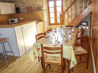 Holiday Home Maison Bonneval Chapelle Aux Saints