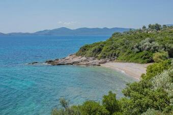 Seafront Paradise