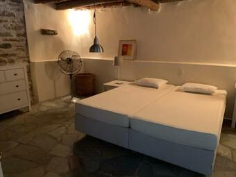 Apartamento Wood & Stone House In Old Styra