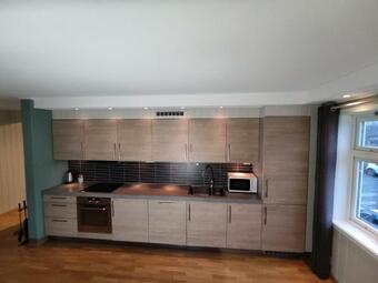 Stetind - Modern Apartment With Free Parking