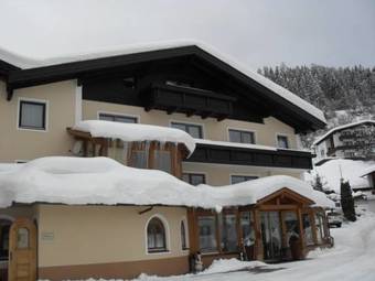 Apart Hotel Ideal
