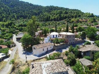 Lodge The Old Olive Mill House