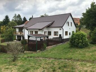 Lomnicka 22,