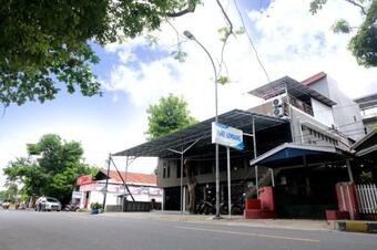 Puri Lembang Hotel