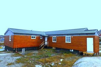 Icecap Apartments