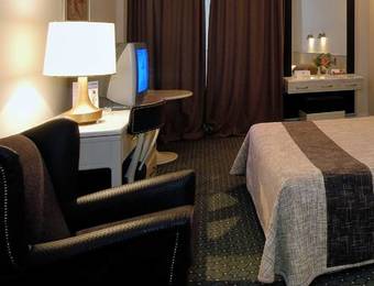 Hotel Astir