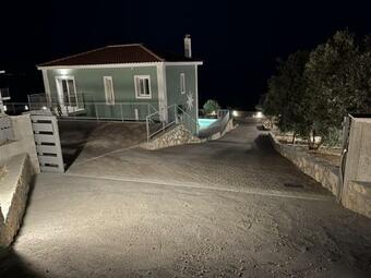 Koroni Villa