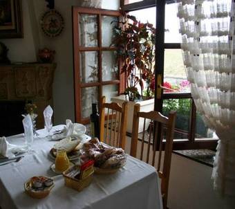 Hotel De Borle�a