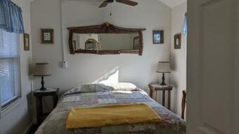 Hostal Apple Place Room #1