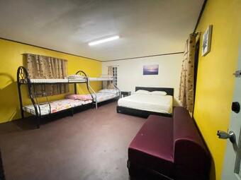 Bed & Breakfast Outlander Mountainview Tourist Inn