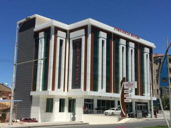 Yze P?rlanta Hotel