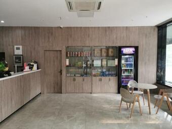 Hotel 7days Premium Jiyuan Tiantai Road Xinyao City Square Branch