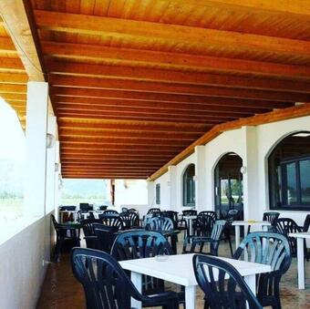 Hostal Tripla Number 4 Country House Il Ritrovo Del Cavaliere