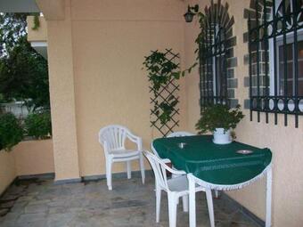 Villa Avlida House