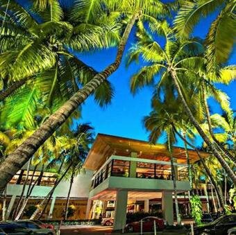 Apartamento Serene Two-bedroom Suite, Free Parking, 5 Min Walk To The Beach