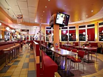 Road House Hotel