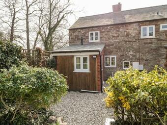 1 Tump Cottages
