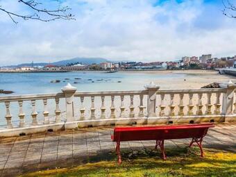 Captivating 3-bed Beach Apartment